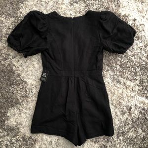 Express Black Puff Sleeve Romper